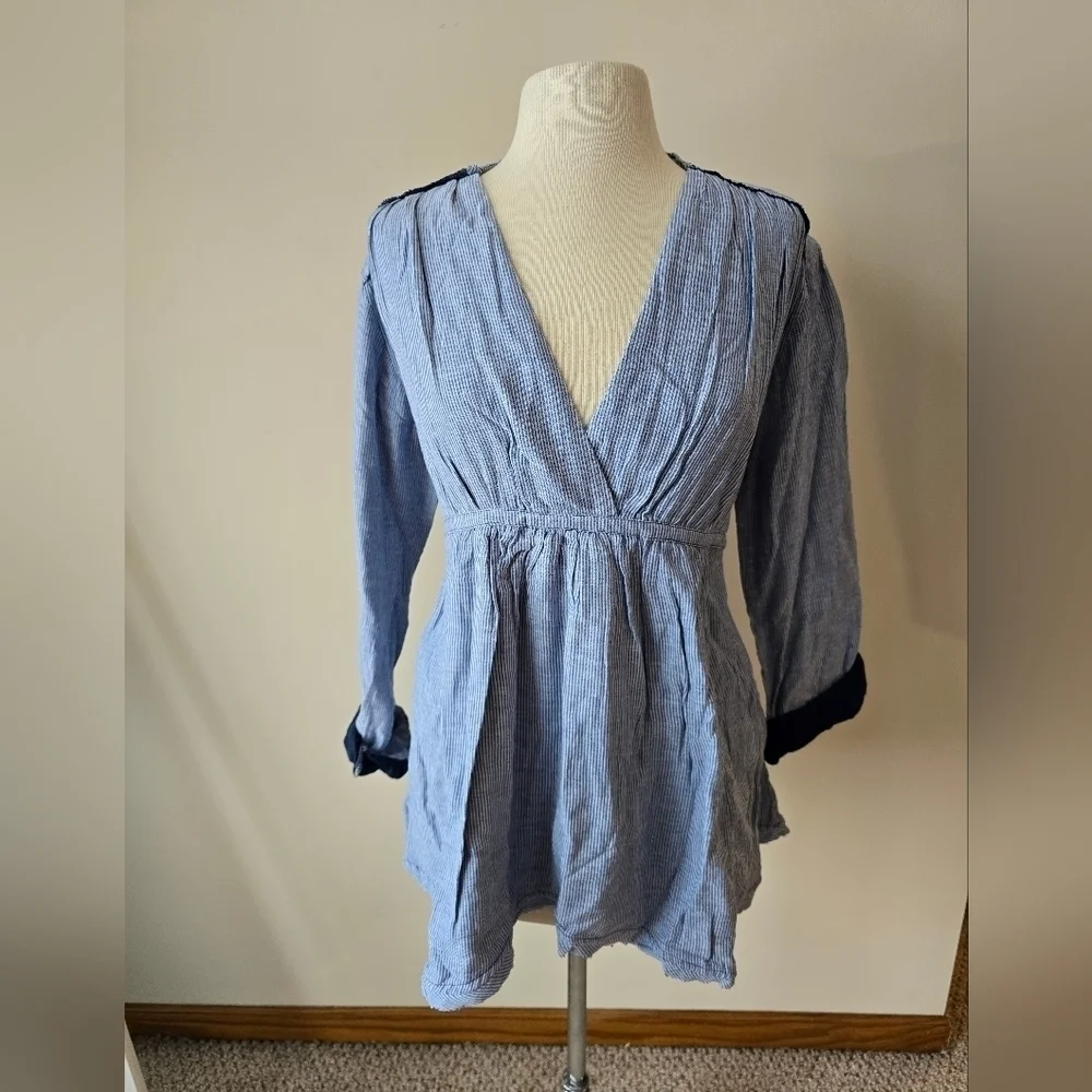 NWT Free People Blue Striped V-Neck Long Sleeve Women's Blouse Sz M.